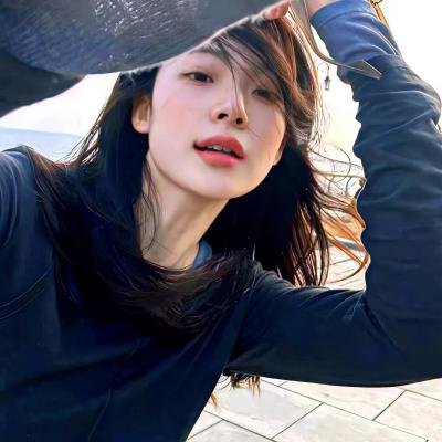 天王之女夜店蹦迪，品牌方解约，一个月持续发酵